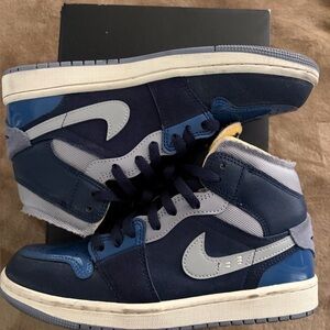 Air Jordan 1 Mid SE Craft Men’s Size 7